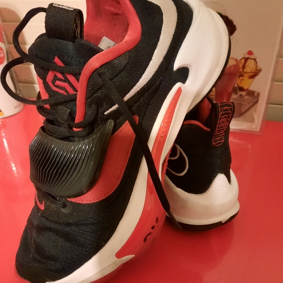 Brand: NikeNike Zoom Freak 3 Mens Basketball Trainers Sneakers Shoes - Picture 5 of 5